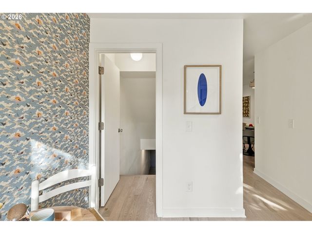 323 Se 14TH Ave, Portland, OR 97214