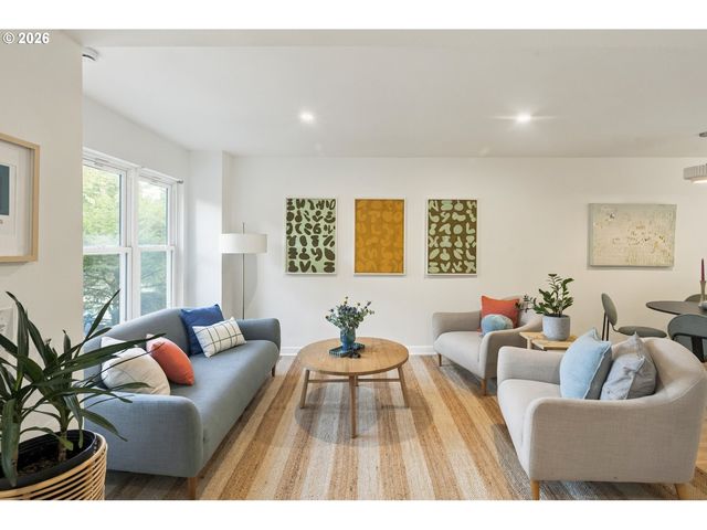 323 Se 14TH Ave, Portland, OR 97214