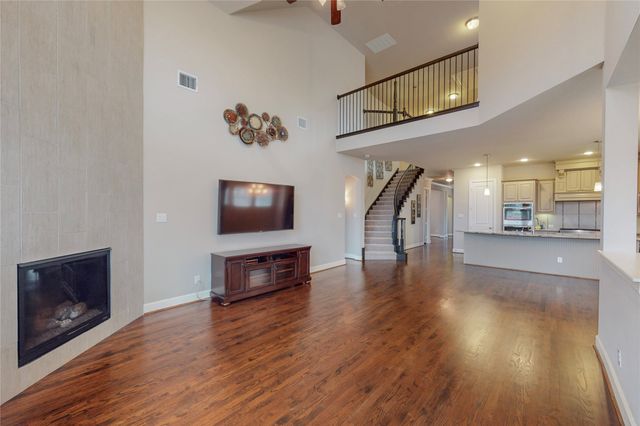 112 Spear Court, Irving, TX 75063