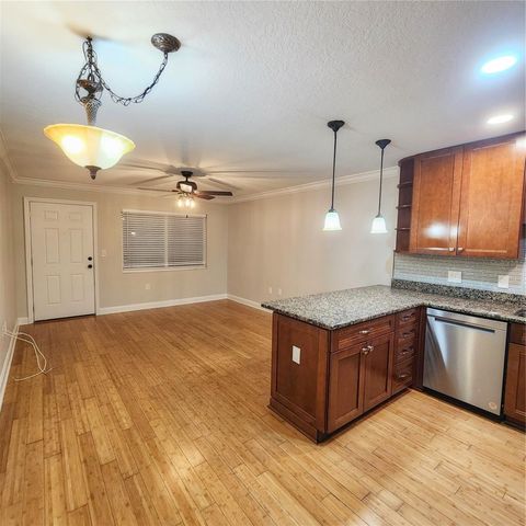 8535 BLIND PASS DRIVE 202, Treasure Island, FL 33706