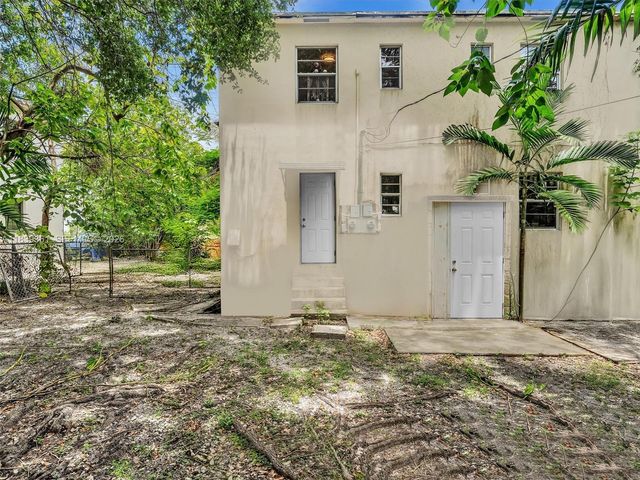 3210 E Elizabeth St, Miami, FL 33133