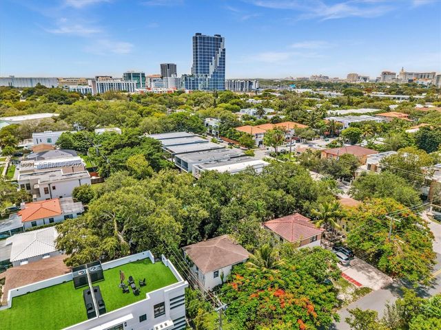 3210 E Elizabeth St, Miami, FL 33133