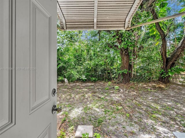 3210 E Elizabeth St, Miami, FL 33133