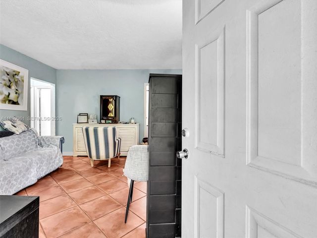 3210 E Elizabeth St, Miami, FL 33133