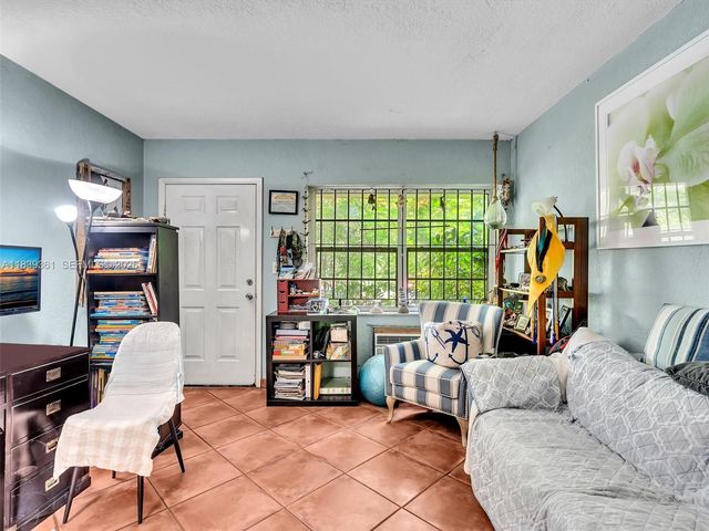 3210 E Elizabeth St, Miami, FL 33133