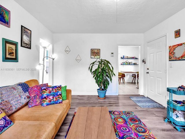 3210 E Elizabeth St, Miami, FL 33133