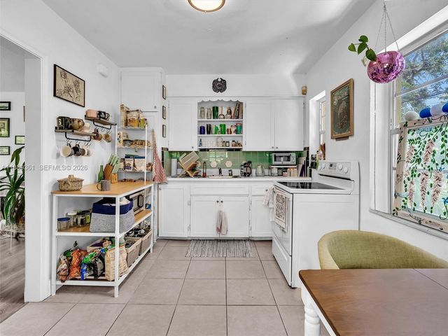 3210 E Elizabeth St, Miami, FL 33133