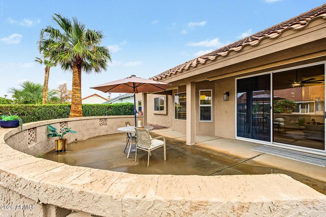 13706 W SKY HAWK Drive, Sun City West, AZ 85375