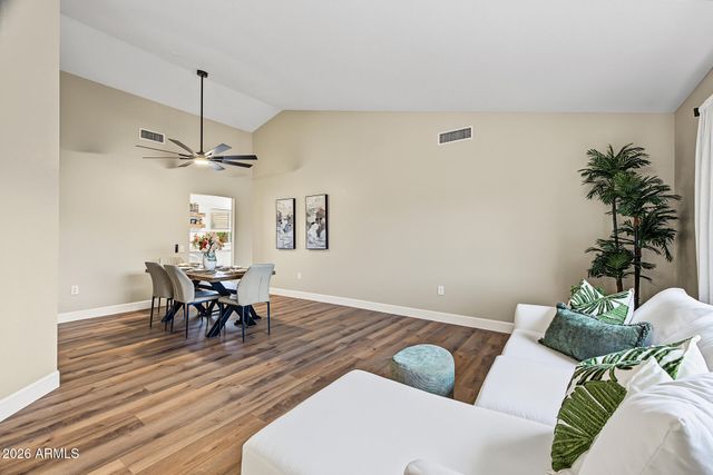 13706 W SKY HAWK Drive, Sun City West, AZ 85375