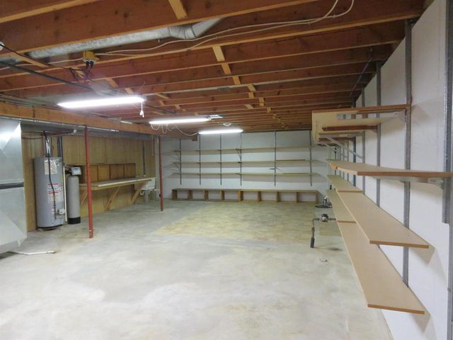 472 Jones Drive, Randolph, WI 53956