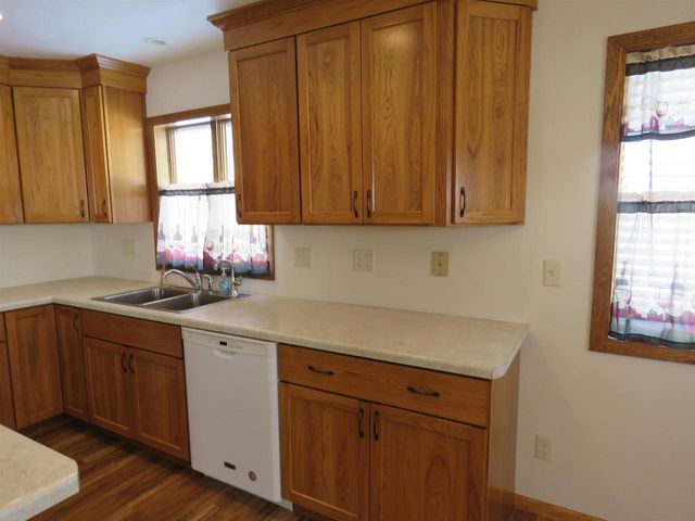 472 Jones Drive, Randolph, WI 53956