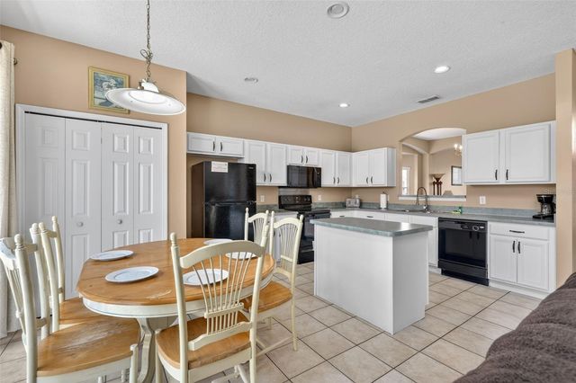 130 SARAGOSSA AVENUE, Davenport, FL 33897