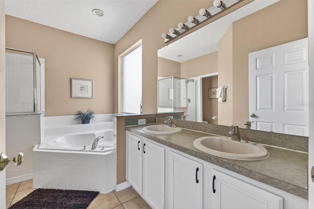 130 SARAGOSSA AVENUE, Davenport, FL 33897