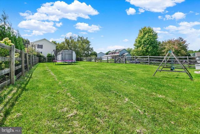 131 SWITCHPOINT DR, Stewartstown, PA 17363