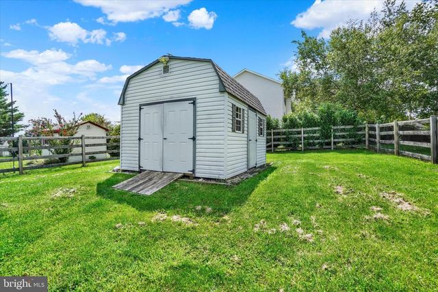 131 SWITCHPOINT DR, Stewartstown, PA 17363