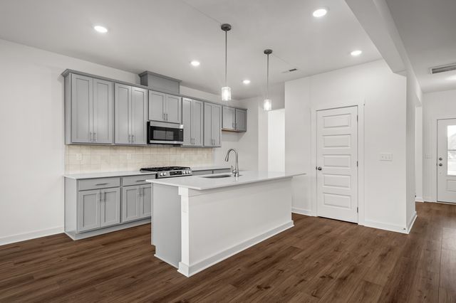 8008 Netterfield Drive, White House, TN 37188