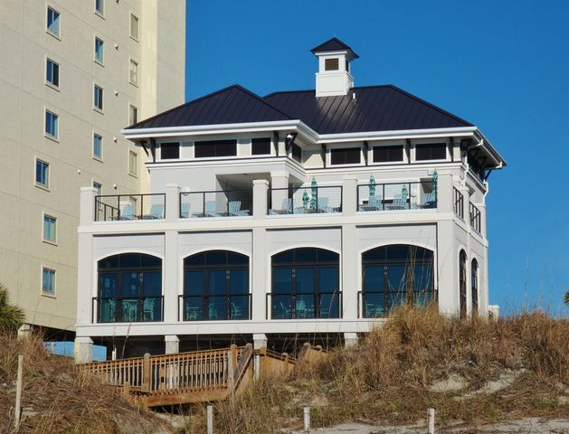 3907 Bay Pines Ct., North Myrtle Beach, SC 29582