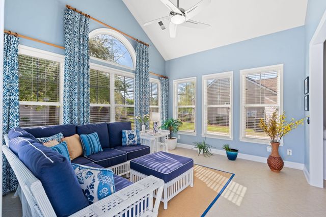 3907 Bay Pines Ct., North Myrtle Beach, SC 29582