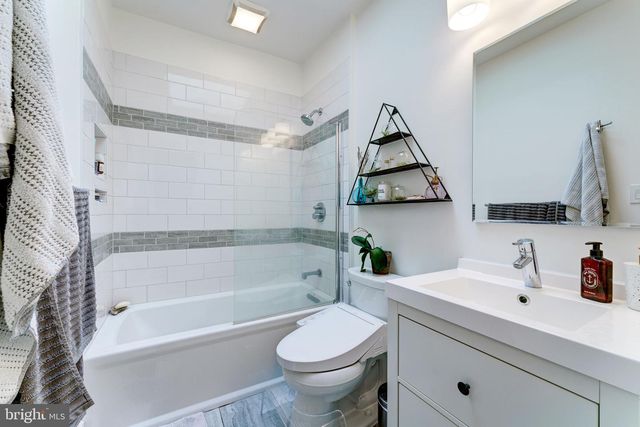 602 14TH PL NE, Washington, DC 20002