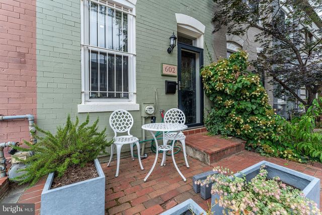 602 14TH PL NE, Washington, DC 20002