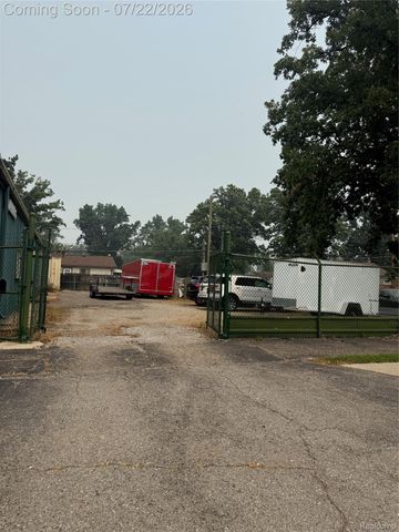 27618 Warren Road, Westland, MI 48185