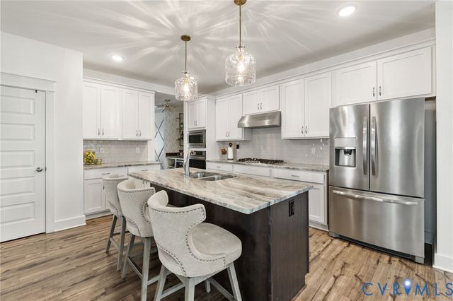 6978 Carden Park Dr, Moseley, VA 23120