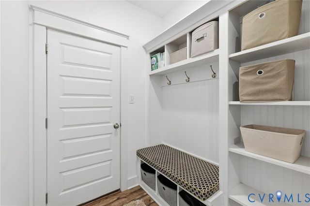6978 Carden Park Dr, Moseley, VA 23120