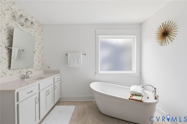 6978 Carden Park Dr, Moseley, VA 23120
