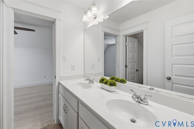 6978 Carden Park Dr, Moseley, VA 23120