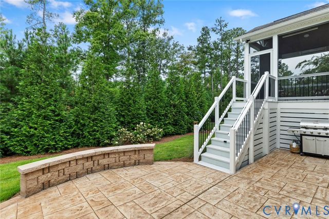 6978 Carden Park Dr, Moseley, VA 23120