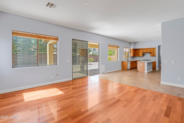 1211 E KENWOOD Street, Mesa, AZ 85203