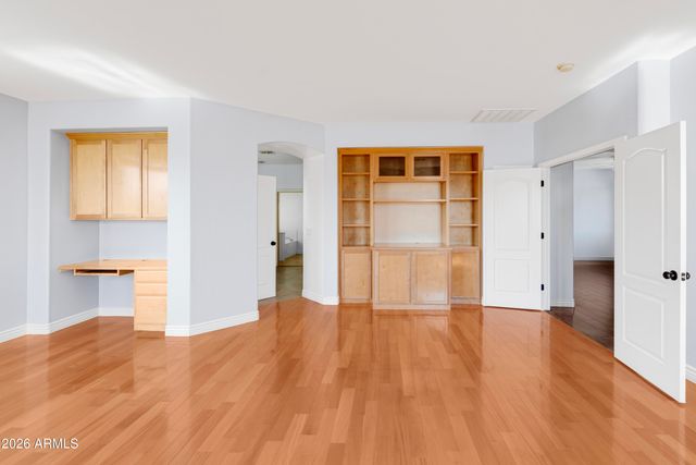 1211 E KENWOOD Street, Mesa, AZ 85203