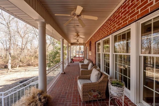 102 Deerwood Drive, Searcy, AR 72143