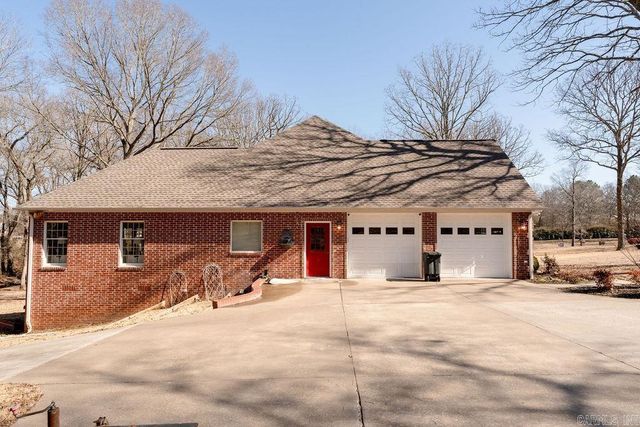 102 Deerwood Drive, Searcy, AR 72143