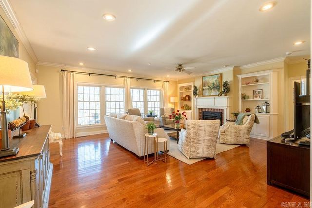 102 Deerwood Drive, Searcy, AR 72143