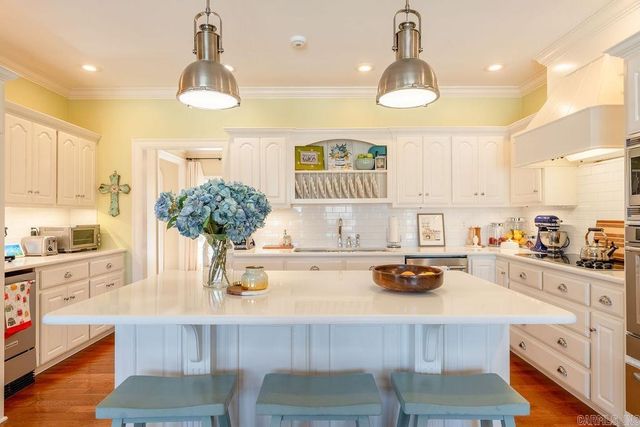 102 Deerwood Drive, Searcy, AR 72143