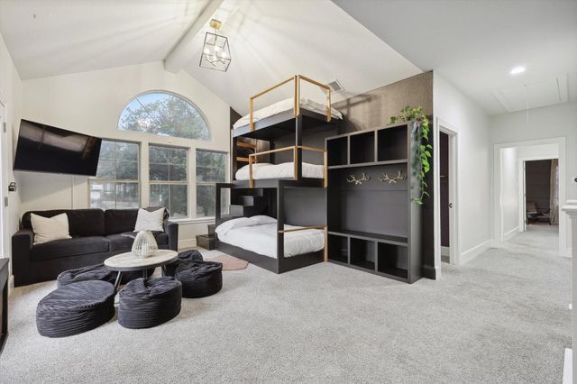 223 Oklahoma Avenue, Pottsboro, TX 75076