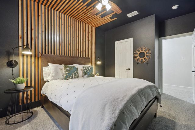 223 Oklahoma Avenue, Pottsboro, TX 75076