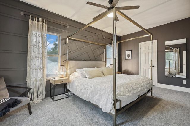 223 Oklahoma Avenue, Pottsboro, TX 75076