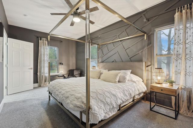 223 Oklahoma Avenue, Pottsboro, TX 75076