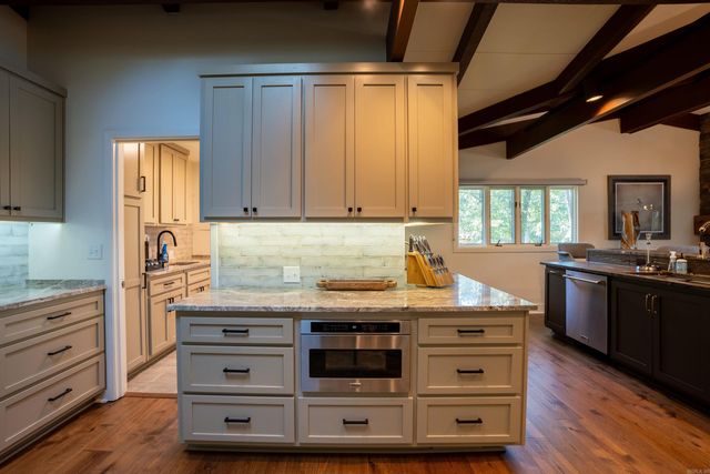 300 Bellview Drive, Heber Springs, AR 72543