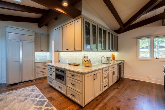 300 Bellview Drive, Heber Springs, AR 72543