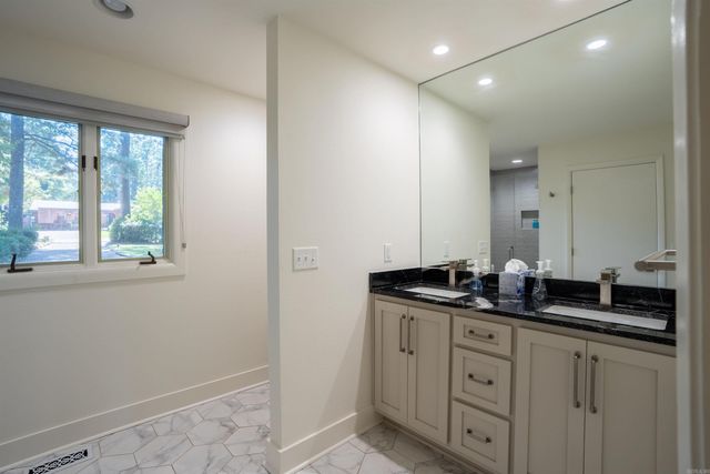 300 Bellview Drive, Heber Springs, AR 72543