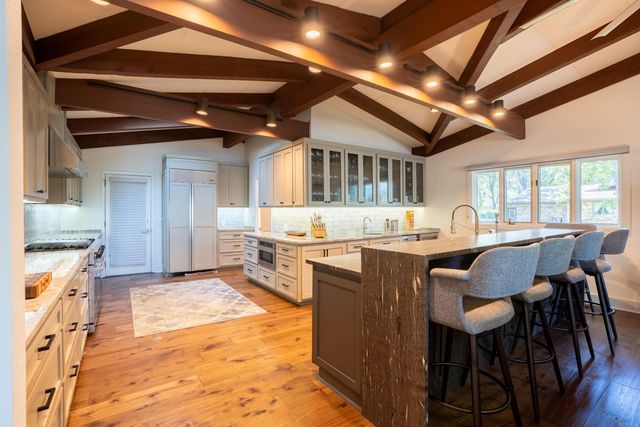 300 Bellview Drive, Heber Springs, AR 72543