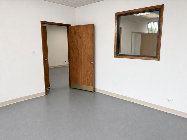 6602 N Clark Street, Chicago, IL 60626