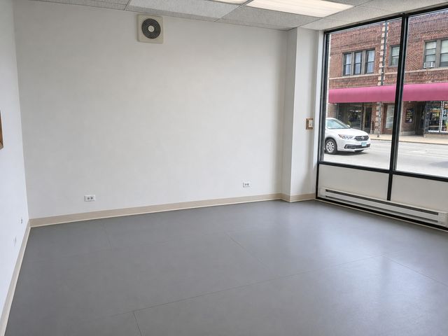 6602 N Clark Street, Chicago, IL 60626
