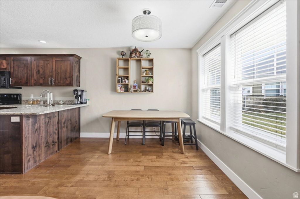Image 8 of property listing at 1024 S 270 W, Logan, UT 84321