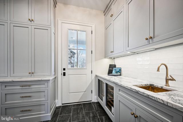 1345 CAROLANNES WAY, West Chester, PA 19382