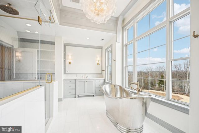 1345 CAROLANNES WAY, West Chester, PA 19382