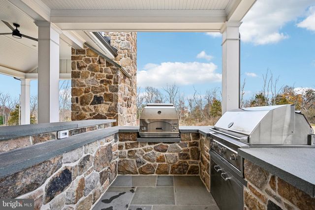 1345 CAROLANNES WAY, West Chester, PA 19382